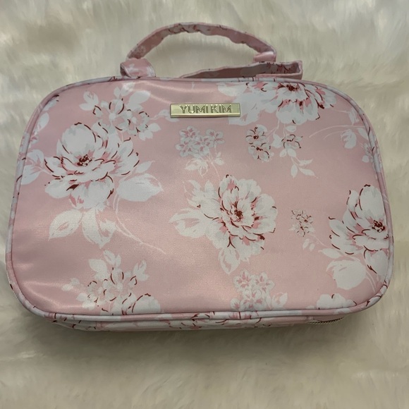 Yumi Kim Makeup Travel Case ❗️SOLD❗️ - Picture 3 of 7